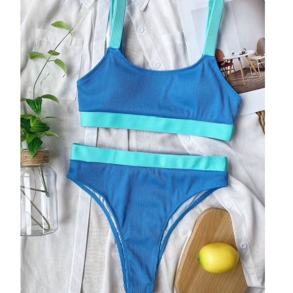 Blue Contrast Bikini - Picture 4 of 5